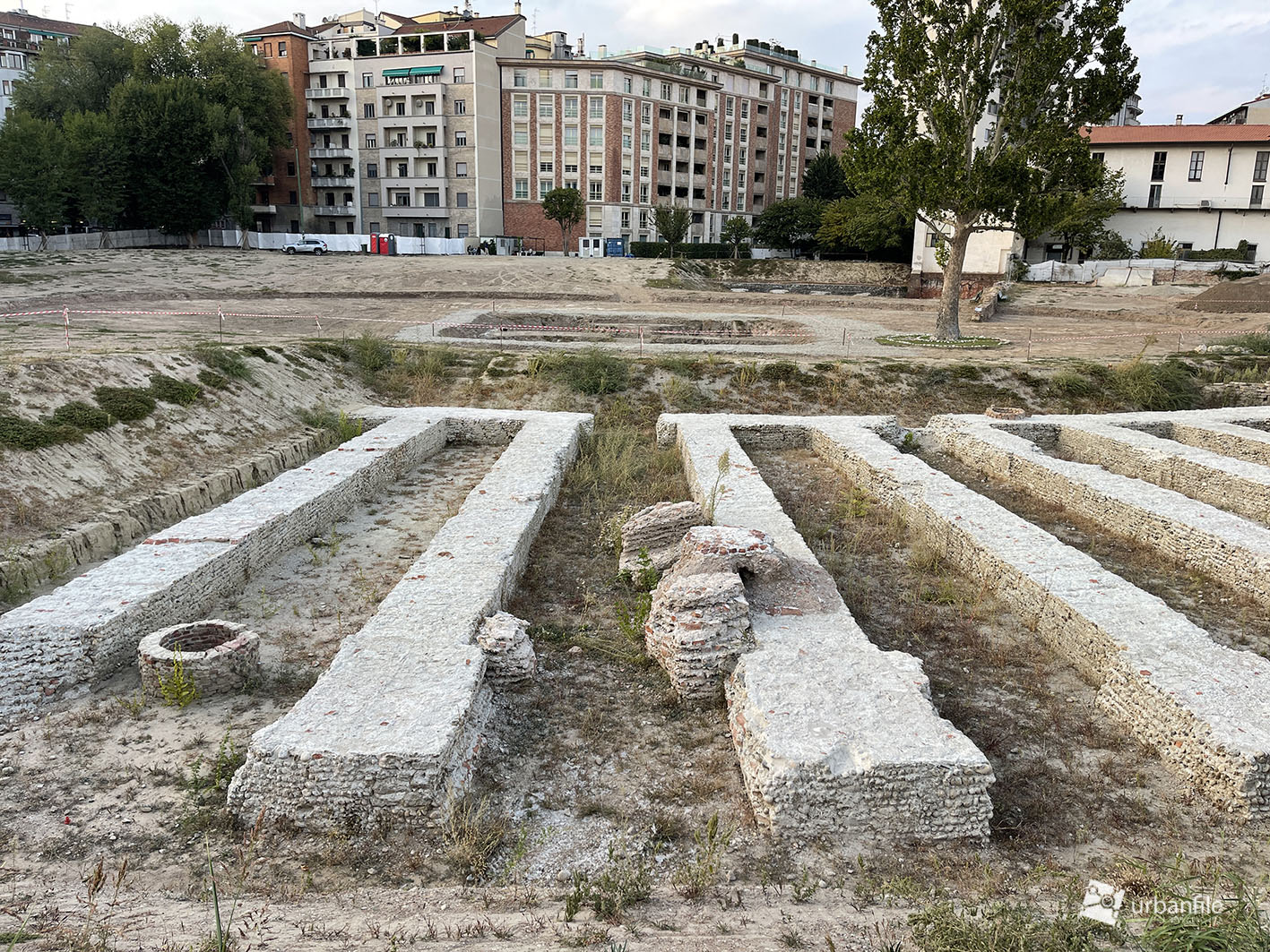 Il COLOSSEO di Milano il TERZO ANFITEATRO più GRANDE del MONDO