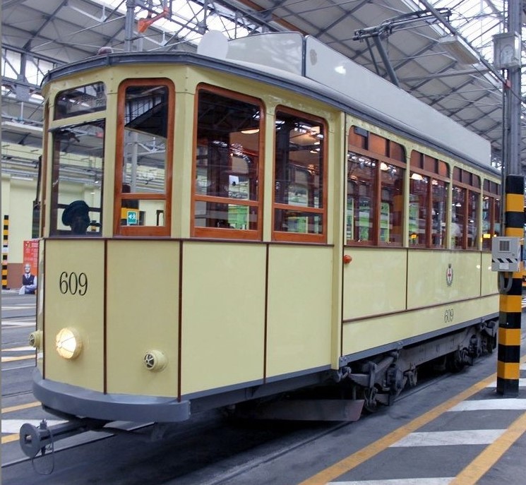 Curiosità - Storia del tram di Milano Filieracasa